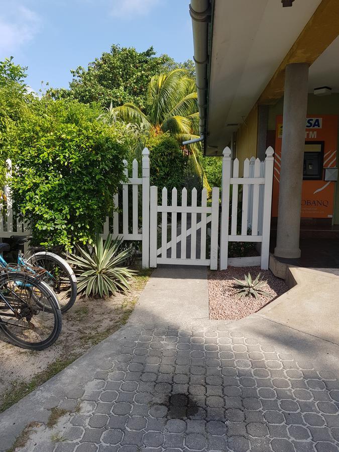 La Kaz Safran Bed & Breakfast La Digue Exterior photo